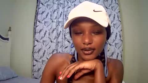 Snapshot of flirtyy_sheery chatting on 03/07/25, 02:23 sheery online show from 03/07/25, 02:23