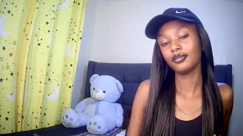 Snapshot of flirtyy_sheery chatting on 09/29/25, 03:11 sheery online show from 09/29/25, 03:11