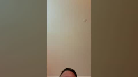 Snapshot of flobby79 chatting on 07/04/26, 05:57 flobby79 online show from 07/04/26, 05:57