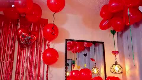 flor_gil online show from 02/15/26, 03:14