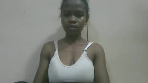 flora48230522373 online show from 05/02/26, 05:07