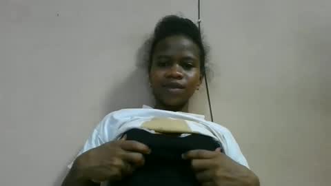 flora48230522373 online show from 05/31/26, 06:53