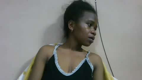 Snapshot of flora48230522373 chatting on 06/11/26, 06:39 flora48230522373 online show from 06/11/26, 06:39