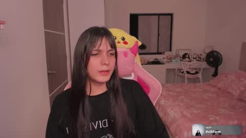 Snapshot of flora_angelical chatting on 09/24/25, 12:47 Angel online show from 09/24/25, 12:47