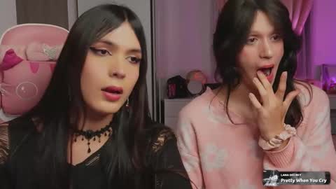 Snapshot of flora_angelical chatting on 11/09/25, 12:09 Angel online show from 11/09/25, 12:09