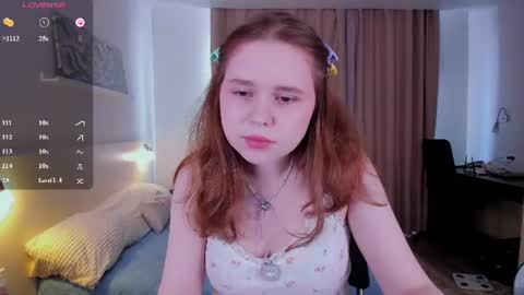 Hayley  I WILL COME BACK ON MAY 27TH 6pm UTC online show from 06/24/26, 06:12