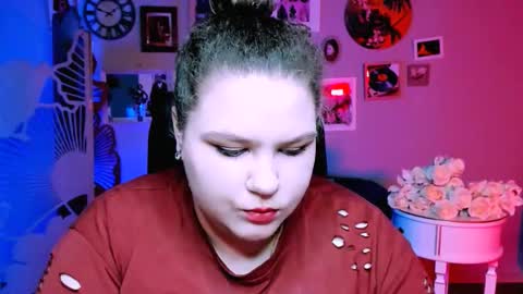 Snapshot of florenceanderson_ chatting on 03/12/26, 08:53 florenceanderson_ online show from 03/12/26, 08:53