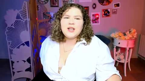 Snapshot of florenceanderson_ chatting on 03/14/26, 06:57 florenceanderson_ online show from 03/14/26, 06:57