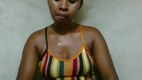 florencia011 online show from 04/16/26, 06:58