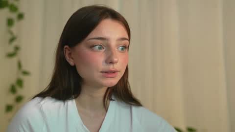 Snapshot of floret_joy chatting on 03/04/25, 10:38 ALICE online show from 03/04/25, 10:38