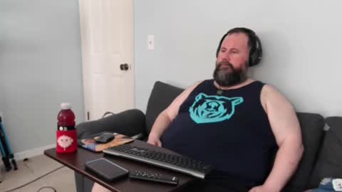 Snapshot of floridabearlive chatting on 02/09/25, 06:37 FloridaBearLive online show from 02/09/25, 06:37