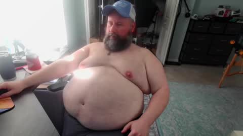 Snapshot of floridabearlive chatting on 10/25/25, 07:30 FloridaBearLive online show from 10/25/25, 07:30