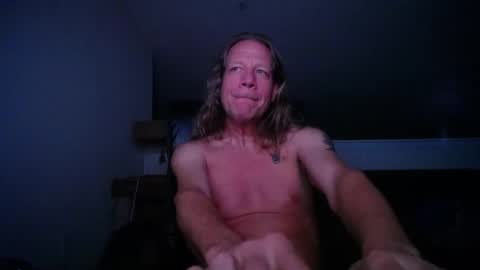 Snapshot of floridacat017 chatting on 01/19/26, 03:43 Double-D online show from 01/19/26, 03:43