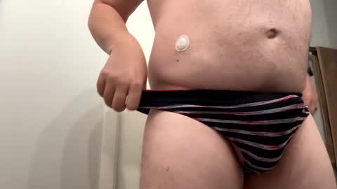 Snapshot of floridathong chatting on 01/18/25, 02:12 floridathong online show from 01/18/25, 02:12