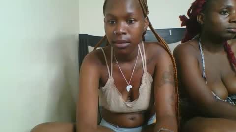 flower443864 online show from 02/17/26, 01:02