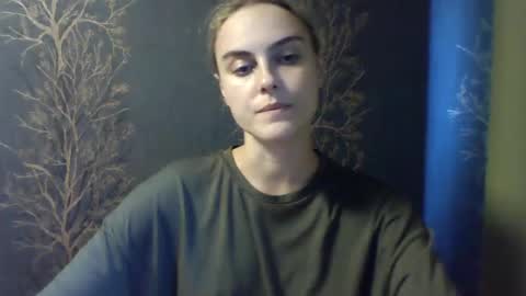 Ambika 3 online show from 08/05/26, 12:08