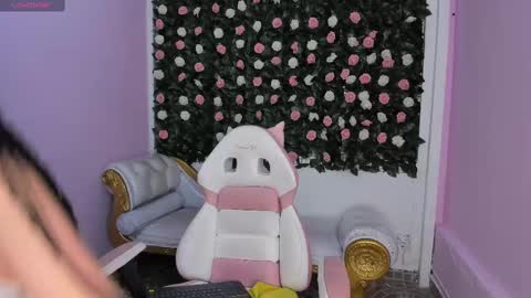 Snapshot of flower_dulce chatting on 02/09/25, 09:28 Dulce online show from 02/09/25, 09:28