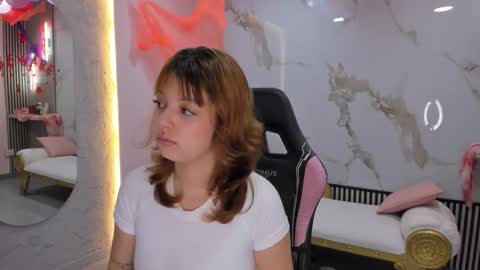 Snapshot of flower_dulce chatting on 10/13/25, 12:16 Dulce online show from 10/13/25, 12:16