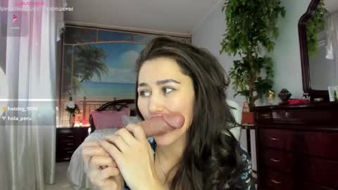 Nicole online show from 02/11/25, 05:58