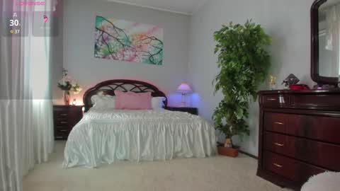 Nicole online show from 03/03/25, 04:25