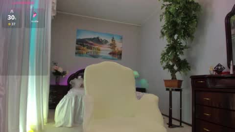 Nicole online show from 09/10/25, 01:05