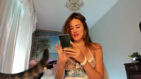 Nicole online show from 04/26/26, 05:49
