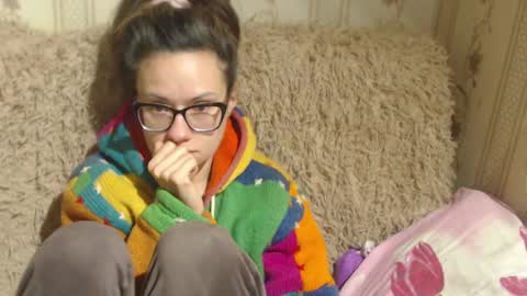 Snapshot of flowercandydoll chatting on 12/06/24, 12:38 say meow and send tip online show from 12/06/24, 12:38