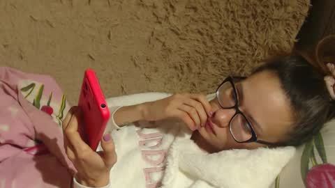 Snapshot of flowercandydoll chatting on 12/16/24, 10:13 say meow and send tip online show from 12/16/24, 10:13