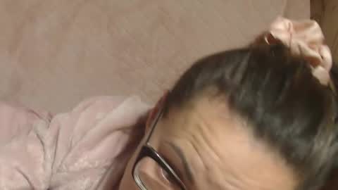 Snapshot of flowercandydoll chatting on 11/27/25, 09:00 say meow and send tip online show from 11/27/25, 09:00