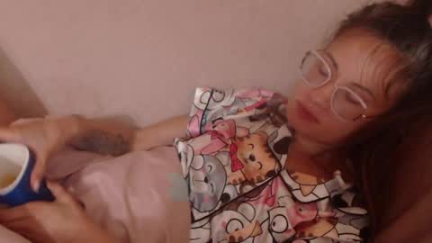 say meow and send tip  online show from 05/13/26, 07:39