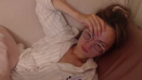 say meow and send tip  online show from 07/11/26, 11:02