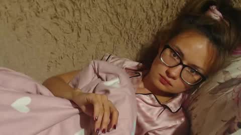 say meow and send tip  online show from 09/08/25, 05:12