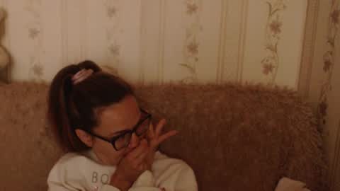 say meow and send tip  online show from 09/15/25, 06:57