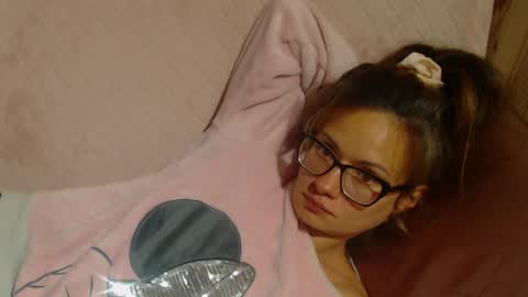 say meow and send tip  online show from 10/04/25, 06:28