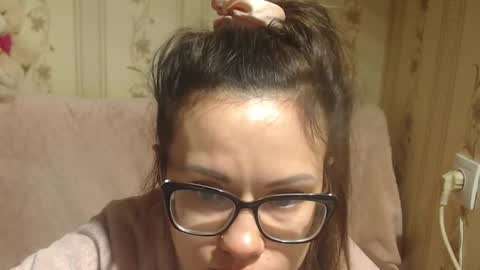 say meow and send tip  online show from 02/21/26, 10:33