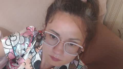 say meow and send tip  online show from 05/16/26, 12:29