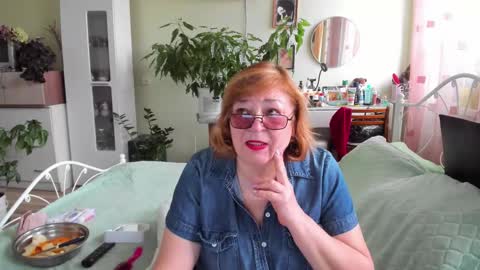 Flowerlower online show from 10/04/25, 08:45