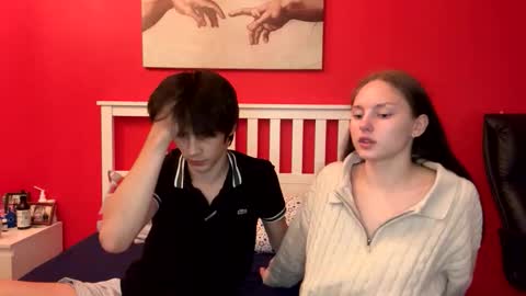 Snapshot of flowerscouple chatting on 09/23/25, 02:31 flowerscouple online show from 09/23/25, 02:31