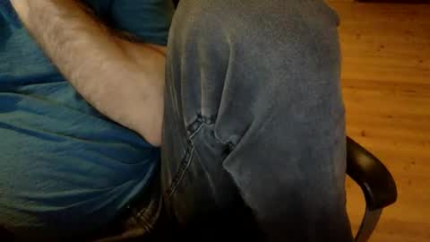 Snapshot of flowmover chatting on 12/03/25, 08:45 flowmover online show from 12/03/25, 08:45