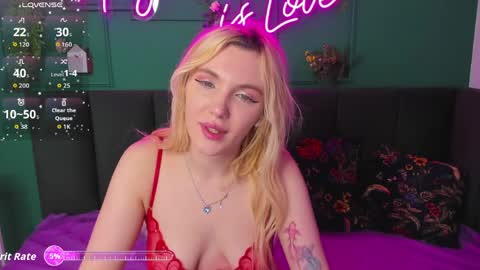 Monica online show from 04/06/26, 01:14