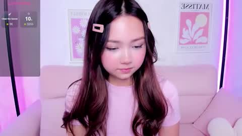 Snapshot of fluffy_rose chatting on 09/09/25, 08:36 Rose online show from 09/09/25, 08:36