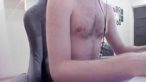 Snapshot of fluffycat_ chatting on 02/09/25, 09:58 fluffycat online show from 02/09/25, 09:58