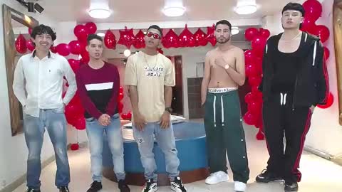 flyckers online show from 02/17/25, 08:04