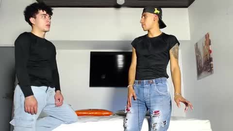 flyckers online show from 11/08/25, 09:46