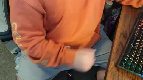 Snapshot of flynn949 chatting on 02/05/25, 06:26 flynn949 online show from 02/05/25, 06:26