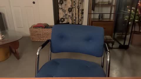 fnkywht60smthng_ online show from 02/05/26, 07:02