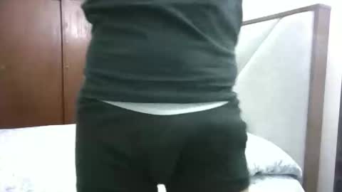 fonzi_flores online show from 02/09/26, 11:47