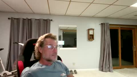 foodforcatfists online show from 06/04/26, 04:18
