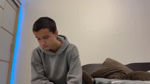 foooxxxi online show from 09/24/25, 08:45