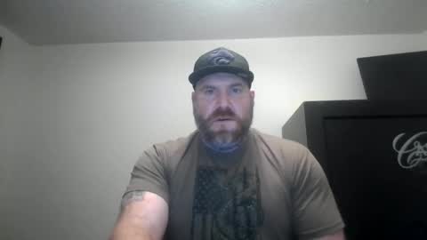 Snapshot of footballtroyg chatting on 11/24/25, 11:04 footballtroyg online show from 11/24/25, 11:04